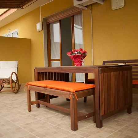 Apartment Il Piccolo Attico In Centro *
